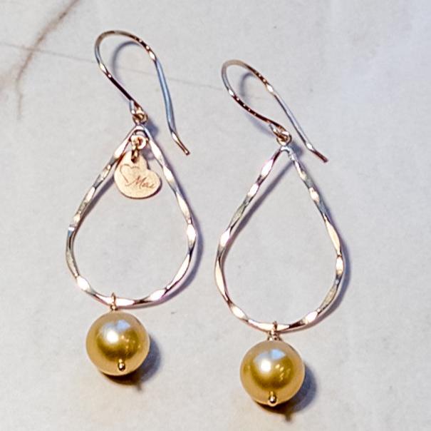 golden-south-sea-teardrop-earrings